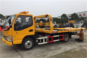 荆州哪里有拖车服务